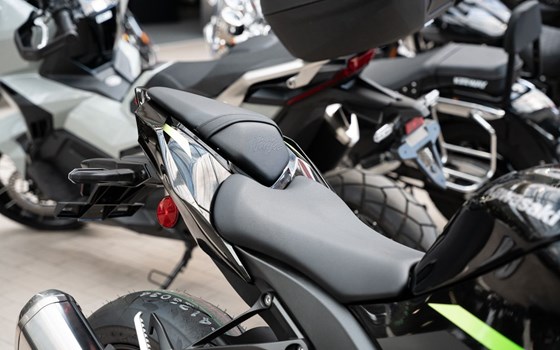 Neufahrzeug Kawasaki Ninja ZX-10R - Bild 11