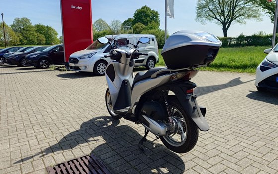 Gebrauchtmotorrad Honda SH150i - Bild 5