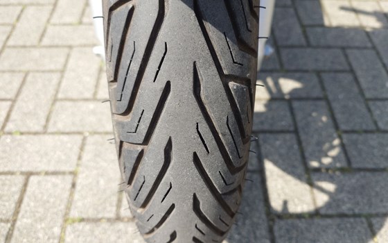 Gebrauchtmotorrad Honda SH150i - Bild 7