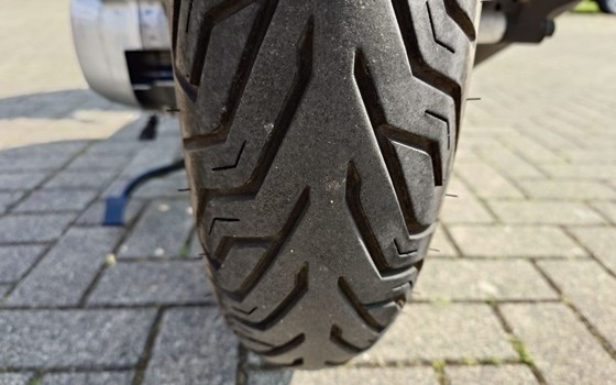 Gebrauchtmotorrad Honda SH150i - Bild 8