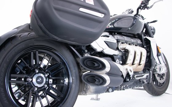 Gebrauchtmotorrad Triumph Rocket 3 R - Bild 11