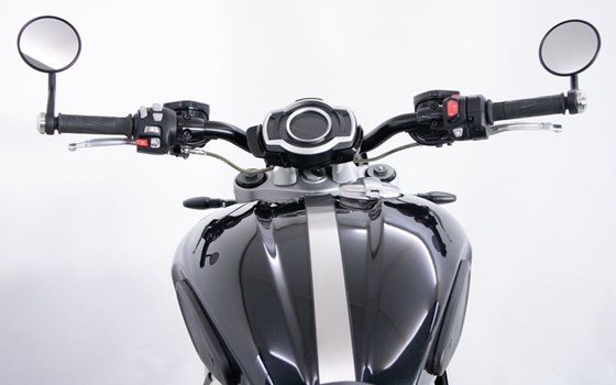 Gebrauchtmotorrad Triumph Rocket 3 R - Bild 12