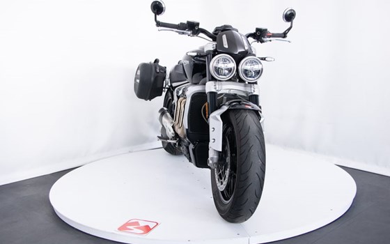 Gebrauchtmotorrad Triumph Rocket 3 R - Bild 2