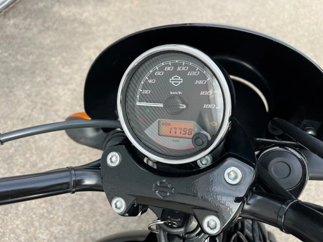 Harley-Davidson Street 750 (schwarz) - Bild 12