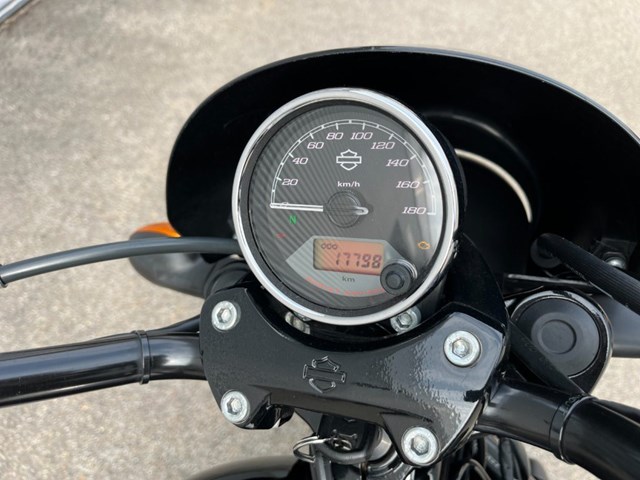 Harley-Davidson Street 750 (schwarz) - Bild 12