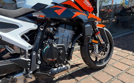 Neufahrzeug KTM 990 Duke - Bild 11