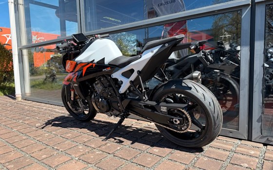 Neufahrzeug KTM 990 Duke - Bild 6