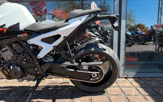Neufahrzeug KTM 990 Duke - Bild 8