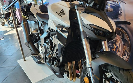 Gebrauchtmotorrad Honda CB1000 Hornet - Bild 3