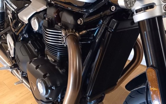 Gebrauchtmotorrad Triumph Speed Twin 1200 - Bild 6