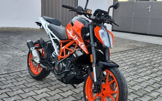 Gebrauchtmotorrad KTM 390 Duke - Bild 1
