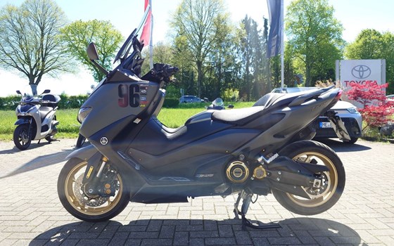Gebrauchtmotorrad Yamaha TMAX 560 - Bild 4
