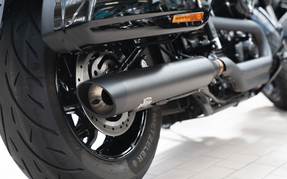 Gebrauchtmotorrad Harley-Davidson Softail Sport Glide FLSB - Bild 17