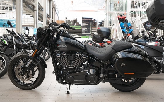Gebrauchtmotorrad Harley-Davidson Softail Sport Glide FLSB - Bild 6