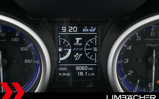 Gebrauchtmotorrad Yamaha TMAX DX - Bild 12