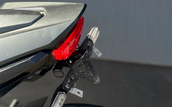 Gebrauchtmotorrad Honda CBR650R - Bild 10