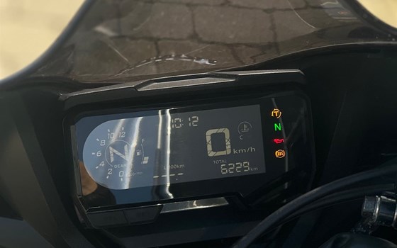 Gebrauchtmotorrad Honda CBR650R - Bild 12