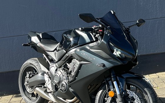 Gebrauchtmotorrad Honda CBR650R - Bild 2