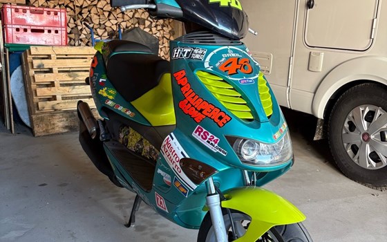 Gebrauchtmotorrad Aprilia SR 125 - Bild 2