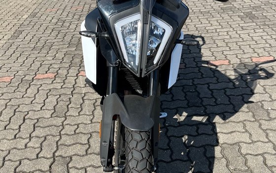 Gebrauchtmotorrad KTM 390 Adventure - Bild 2