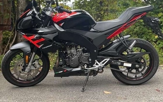 Gebrauchtmotorrad Aprilia Tuono 125 - Bild 2