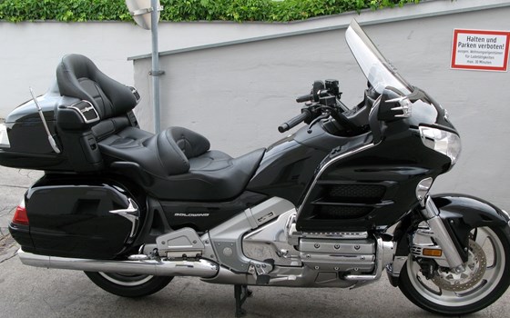 Gebrauchtmotorrad Honda GL 1800 Goldwing - Bild 2