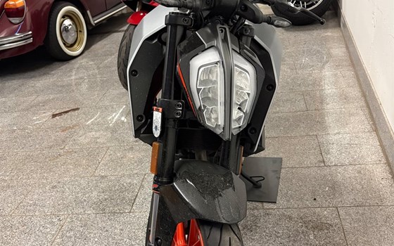 Gebrauchtmotorrad KTM 390 Duke - Bild 3