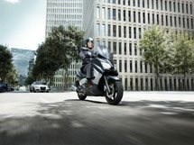 Gebrauchtmotorrad Yamaha X-Max 250 - Bild 9
