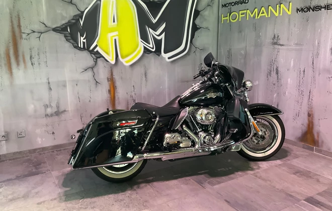 Harley-Davidson Road King Classic FLHRC