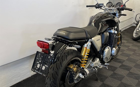 Gebrauchtmotorrad Honda CB1100 RS - Bild 3