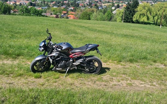 Gebrauchtmotorrad Triumph Street Triple 765 RS - Bild 4