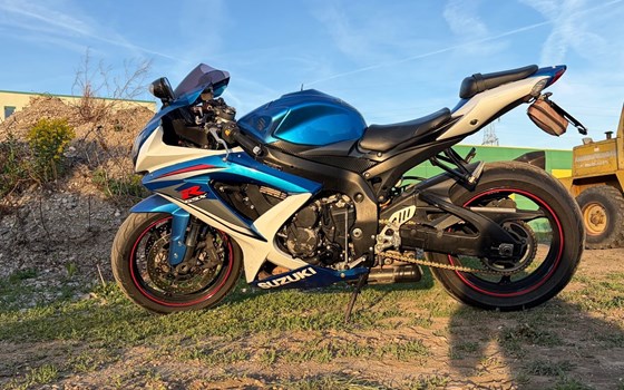 Gebrauchtmotorrad Suzuki GSX-R 750 - Bild 1