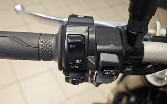 Gebrauchtmotorrad Yamaha MT-09 - Bild 8