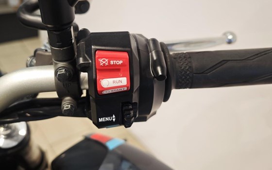 Gebrauchtmotorrad Yamaha MT-09 - Bild 9