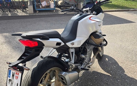 Gebrauchtmotorrad Moto Guzzi V100 Mandello - Bild 3