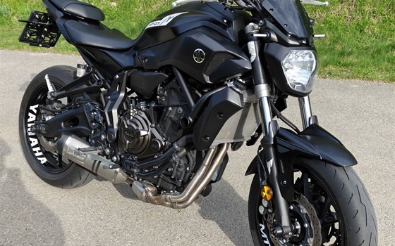 Gebrauchtmotorrad Yamaha MT-07 - Bild 1
