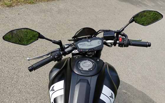 Gebrauchtmotorrad Yamaha MT-07 - Bild 6