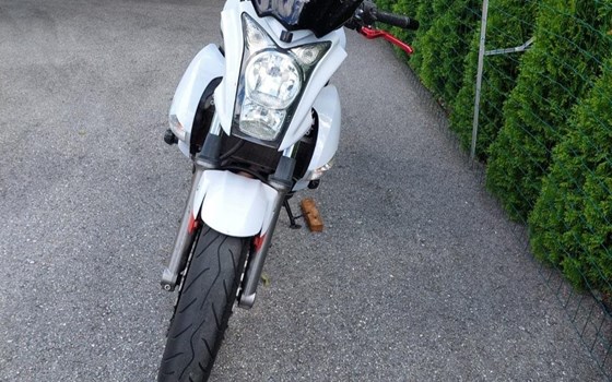 Gebrauchtmotorrad Kawasaki ER-6n - Bild 2