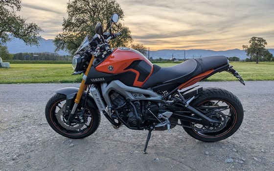 Gebrauchtmotorrad Yamaha MT-09 - Bild 4