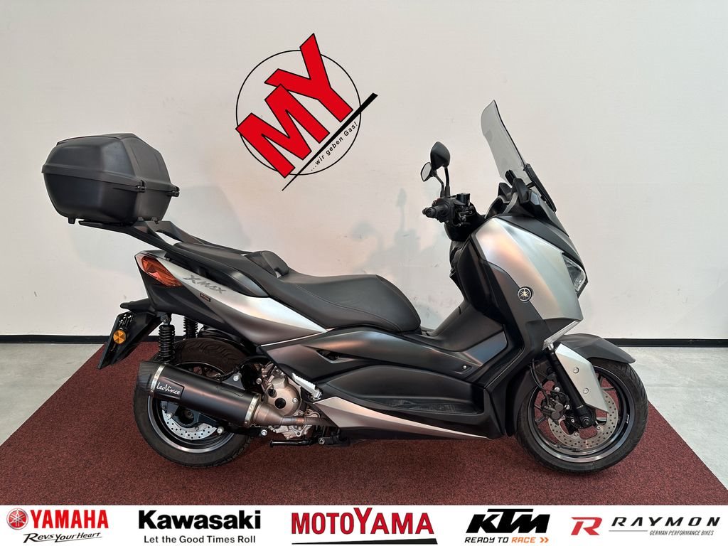 Yamaha XMAX 300