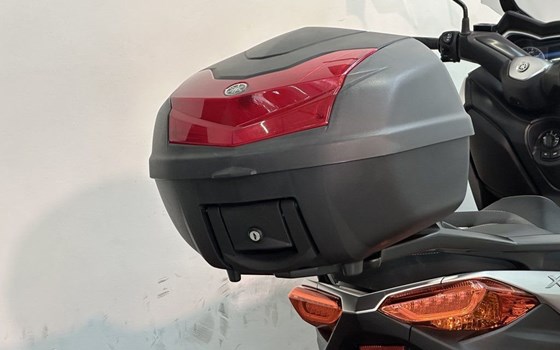 Gebrauchtmotorrad Yamaha XMAX 300 - Bild 10