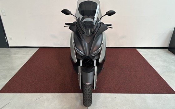 Gebrauchtmotorrad Yamaha XMAX 300 - Bild 3