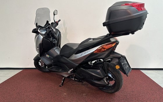 Gebrauchtmotorrad Yamaha XMAX 300 - Bild 6
