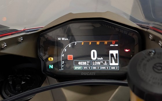 Gebrauchtmotorrad Ducati 1199 Panigale Superleggera - Bild 5