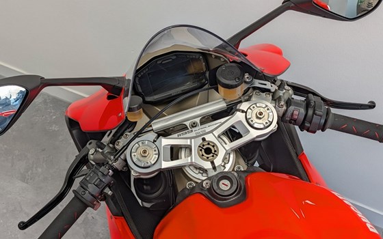 Gebrauchtmotorrad Ducati 1199 Panigale Superleggera - Bild 7