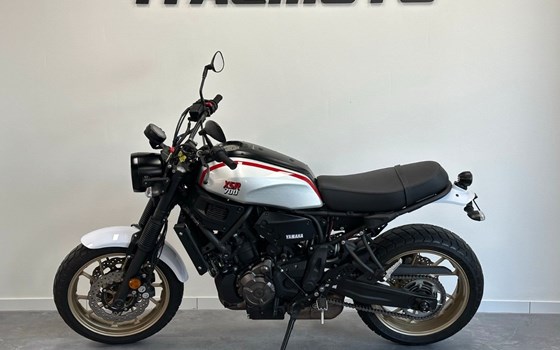 Gebrauchtmotorrad Yamaha XSR700 XTribute - Bild 2