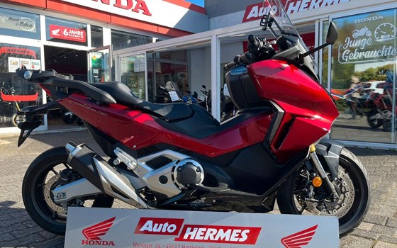 Gebrauchtmotorrad Honda Forza 750 - Bild 3