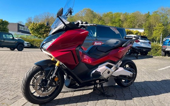 Gebrauchtmotorrad Honda Forza 750 - Bild 9