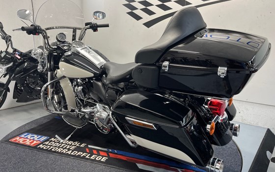 Gebrauchtmotorrad Harley-Davidson Touring Road King Special FLHRXS - Bild 3