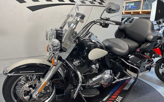 Gebrauchtmotorrad Harley-Davidson Touring Road King Special FLHRXS - Bild 5